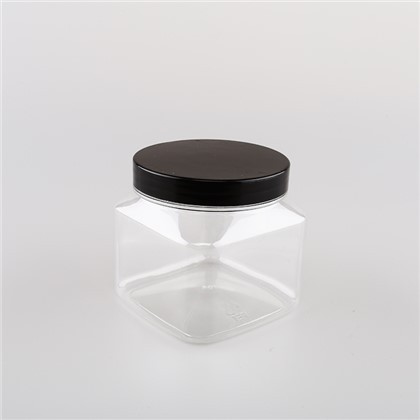 Svarte firkantede plastkrukker